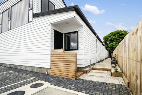 Photo of property in 2/40 Bahari Drive, Ranui, Auckland, 0612