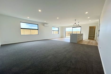 Photo of property in 6 Maple Lane, Rolleston, 7614