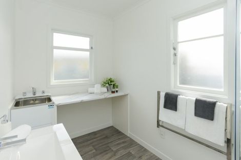 Photo of property in 400 Park Road North, Parkvale, Hastings, 4122