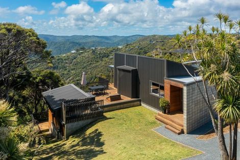 Photo of property in 23 Log Race Road, Piha, New Lynn, 0772