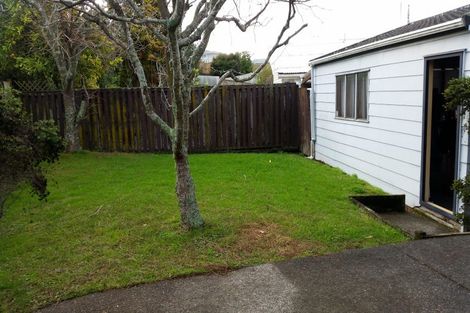 Photo of property in 73 Beechdale Crescent, Pakuranga Heights, Auckland, 2010