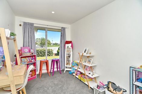 Photo of property in 46 Radiata Avenue, Parklands, Christchurch, 8083