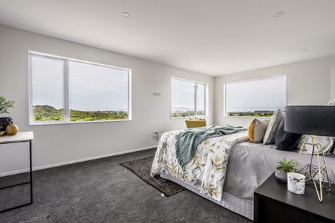 Photo of property in 103 Kakariki Grove, Waikanae, 5036