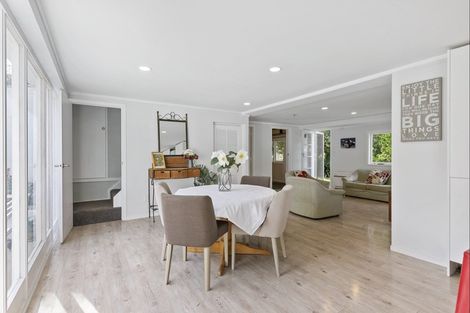 Photo of property in 31a Cockle Bay Road, Cockle Bay, Auckland, 2014