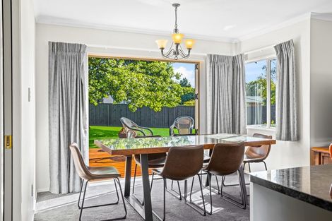 Photo of property in 6 Applemoors Way, Riverhead, 0820