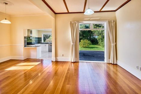 Photo of property in 29 Leighton Avenue, Waiwhetu, Lower Hutt, 5010