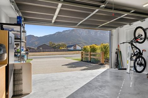 Photo of property in 16 Sentinel Drive, Lake Hawea, 9382