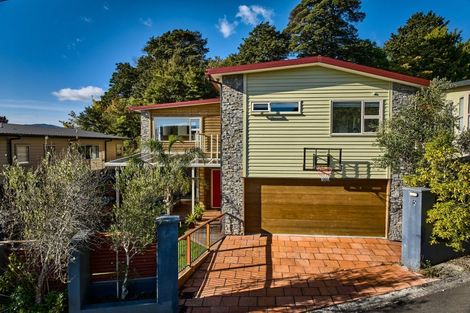 Photo of property in 74f Heretaunga Square, Silverstream, Upper Hutt, 5019