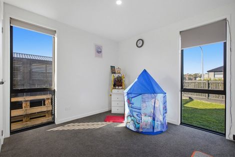 Photo of property in 10 Inaka Place, Poike, Tauranga, 3112