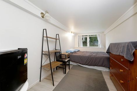 Photo of property in 35 Nile Road, Kelston, Auckland, 0602