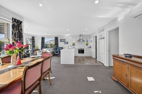 Photo of property in 42 Brockelbank Drive, Kaiapoi, 7630
