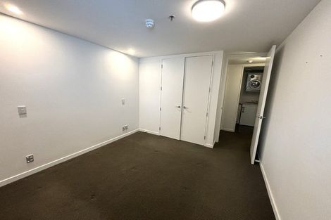 Photo of property in Montreaux Apartments, 4h/164 The Terrace, Wellington Central, Wellington, 6011