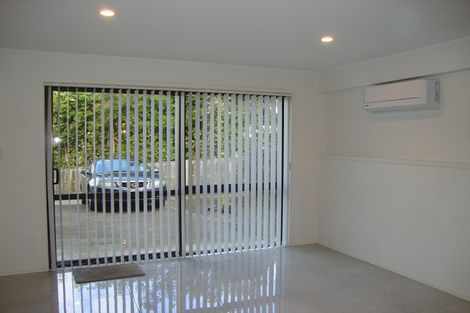 Photo of property in 1/36 Palliser Lane, Browns Bay, Auckland, 0630