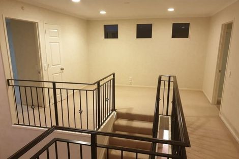 Photo of property in 31 Middlefield Drive, East Tamaki Heights, Auckland, 2016