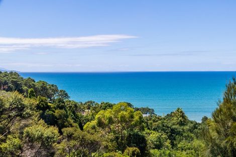 Photo of property in 254a Whangaparaoa Road, Red Beach, 0932