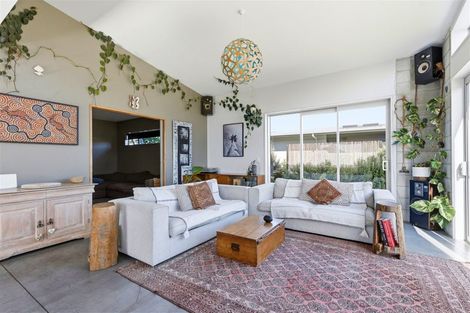 Photo of property in 6 Te Aroha Place, Mapua, 7005