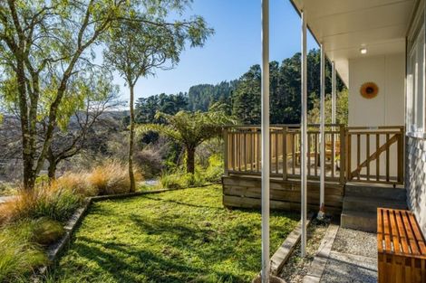 Photo of property in 54 Jocelyn Crescent, Pinehaven, Upper Hutt, 5019