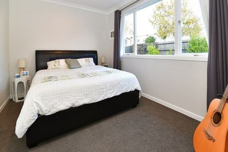 Photo of property in 57 Rosedale Road, Pinehill, Auckland, 0632