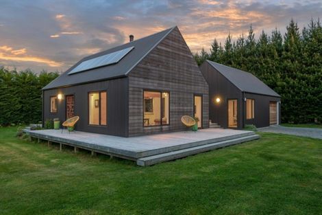 Photo of property in 460 Weedons Ross Road, West Melton, Christchurch, 7675