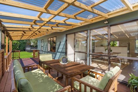 Photo of property in 9 Hale Crescent, Bayview, Auckland, 0629