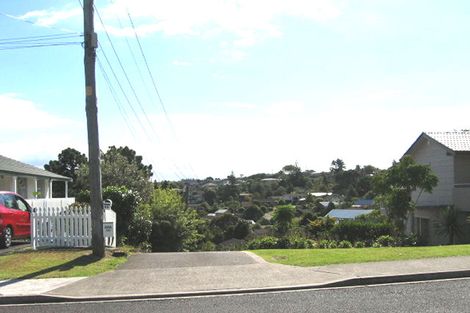 Photo of property in 64 Woodlands Crescent, Browns Bay, Auckland, 0630