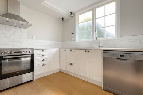 Photo of property in 10 Kitchener Street, Claudelands, Hamilton, 3214