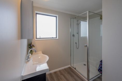 Photo of property in 14 Matipo Street, Levin, 5510