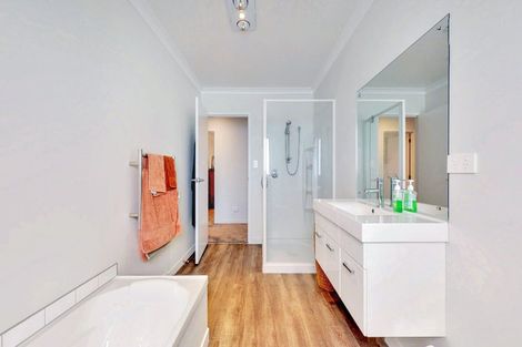 Photo of property in 129 Kennedy Road, Pyes Pa, Tauranga, 3112