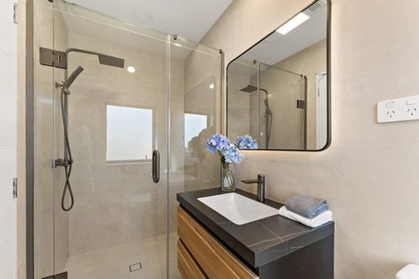 Photo of property in 2c Meadway, Sunnyhills, Auckland, 2010