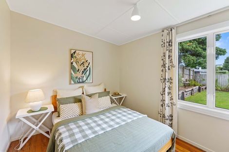 Photo of property in 55 Ngapaki Street, Waikanae Beach, Waikanae, 5036