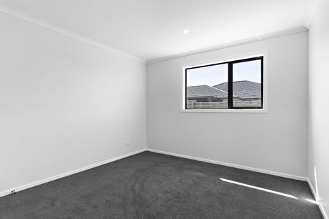 Photo of property in 5 Fantail Avenue, Carterton, 5713