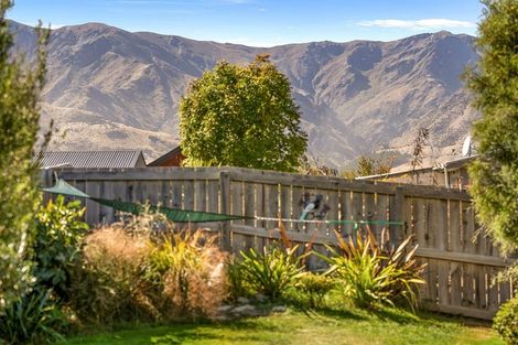 Photo of property in 8 Bell Street, Lake Hawea, Wanaka, 9382