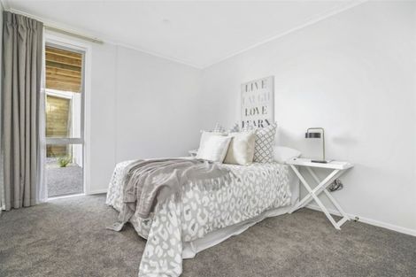 Photo of property in 6 Dulverton Rise, Flagstaff, Hamilton, 3210