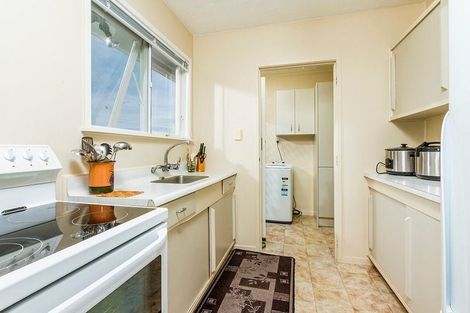 Photo of property in 73 Lynden Avenue, Hillcrest, Auckland, 0627