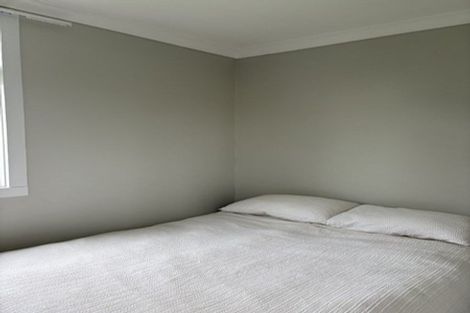 Photo of property in 2 Ross Street, Woodville, 4920