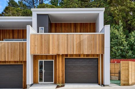 Photo of property in 5 Pakura Place, Wainuiomata, Lower Hutt, 5014