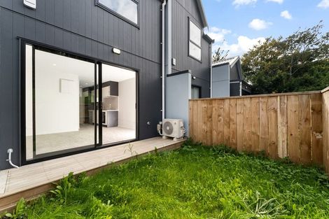 Photo of property in 4/11 Seymour Road, Sunnyvale, Auckland, 0612