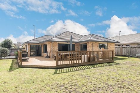 Photo of property in 92 Weggery Drive, Waikanae Beach, Waikanae, 5036