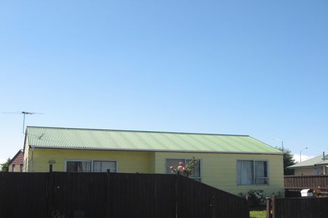 Photo of property in 1/27 Pensacola Crescent, Broomfield, Christchurch, 8042