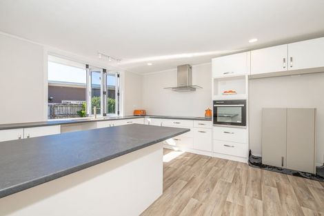 Photo of property in 2 Shelswell Street, Westport, 7825