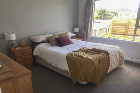 Photo of property in 77 Stobo Street, Grasmere, Invercargill, 9810