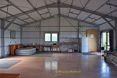 Photo of property in 15 Te Wairoa Lane, Tinopai, 0593