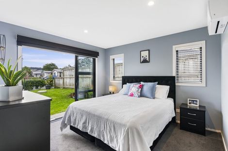Photo of property in 11 Sauterne Road, Kumeu, 0810