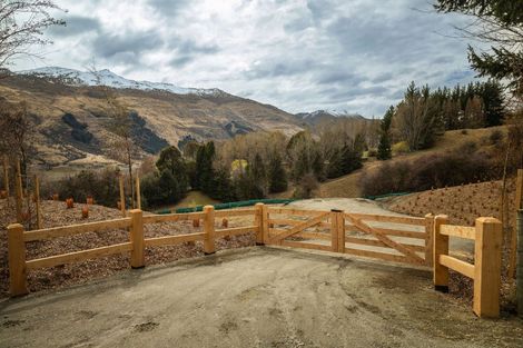 Photo of property in 399 Dalefield Road, Dalefield, Carterton, 5791