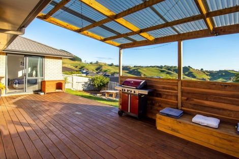 Photo of property in 188 Waikite Road, Welcome Bay, Tauranga, 3175