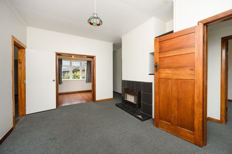 Photo of property in 17 Haydon Street, Roslyn, Palmerston North, 4414