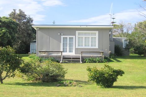Photo of property in 112 Sylvia Road, Whangamata, 3620