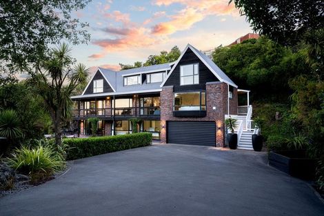 Photo of property in 34 Takahe Drive, Cashmere, Christchurch, 8022