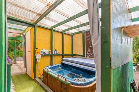 Photo of property in 65 Annett Road, Kumeu, 0891