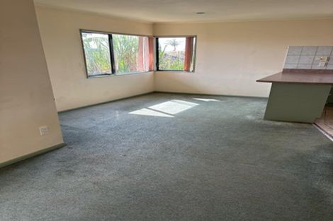 Photo of property in 14 Arrowsmith Drive, Clover Park, Auckland, 2019